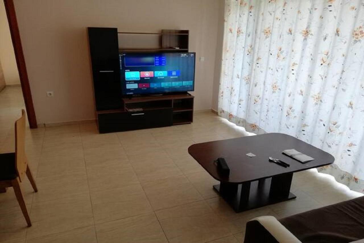 Yves 2 Bed Apart At Sun Village Sunny Beach Not Far Away From The Sea エクステリア 写真