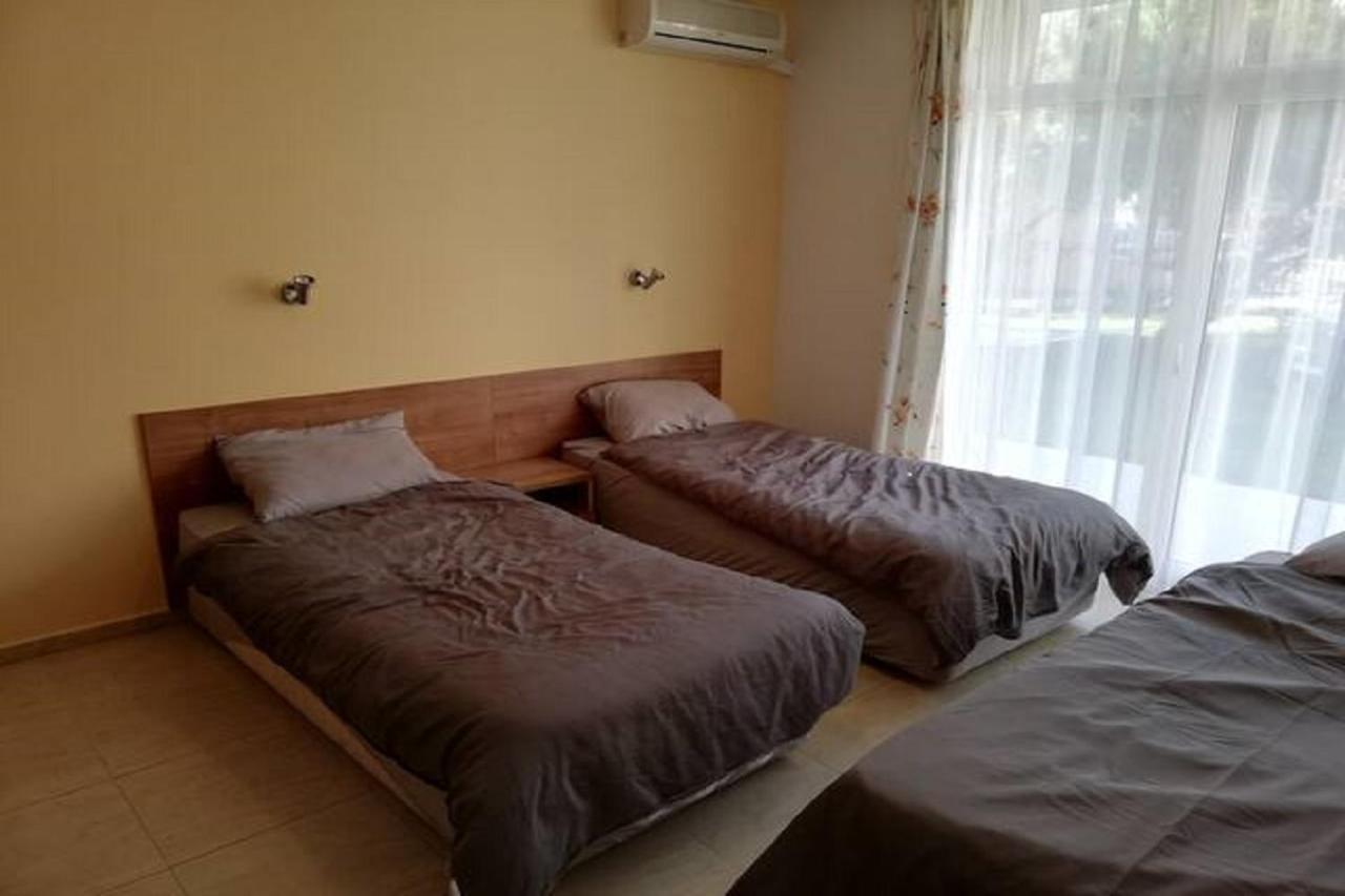 Yves 2 Bed Apart At Sun Village Sunny Beach Not Far Away From The Sea エクステリア 写真
