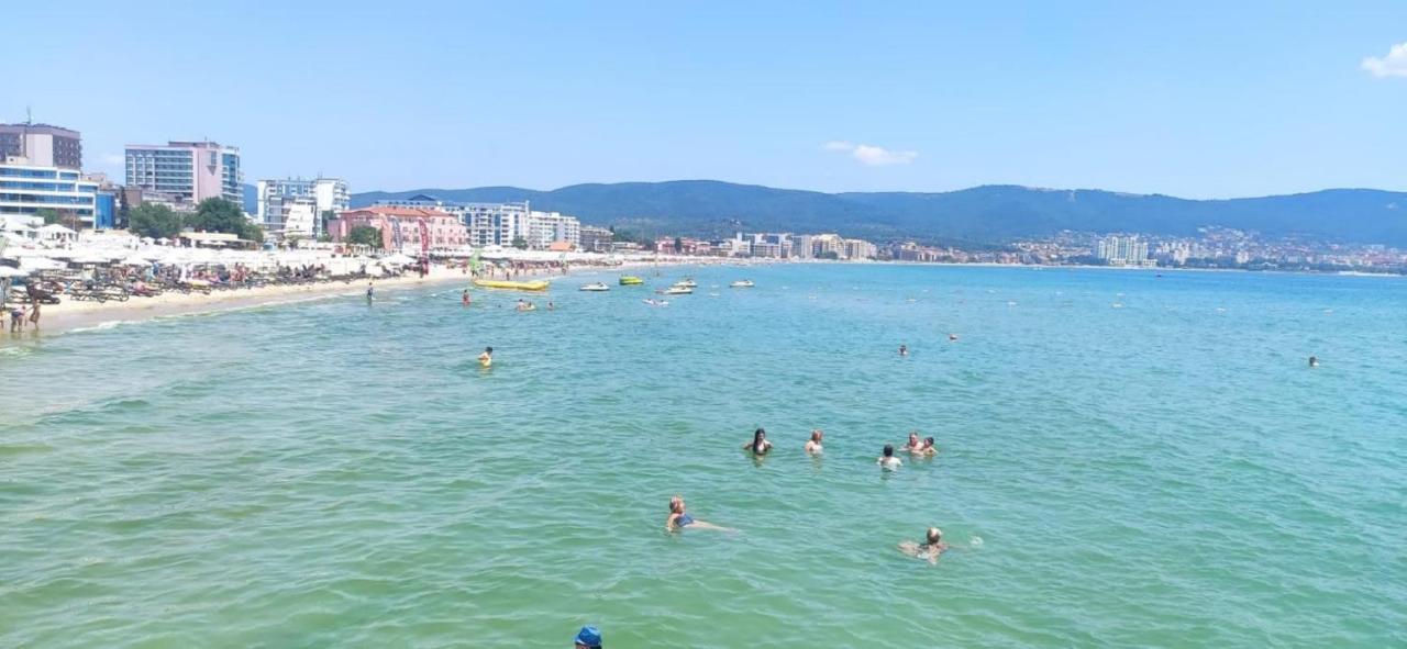 Yves 2 Bed Apart At Sun Village Sunny Beach Not Far Away From The Sea エクステリア 写真