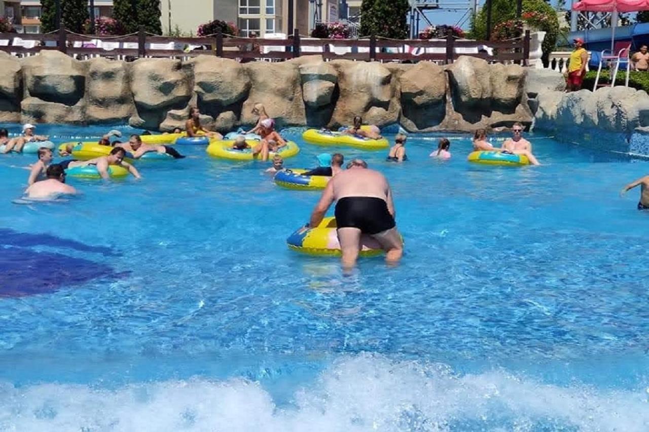 Yves 2 Bed Apart At Sun Village Sunny Beach Not Far Away From The Sea エクステリア 写真